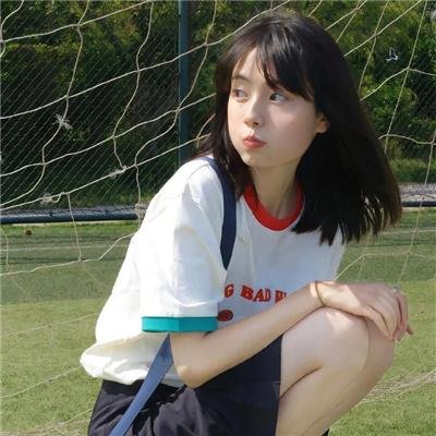 黎明时分的年轻人们